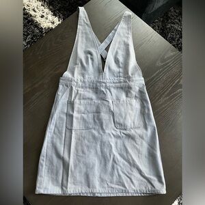 Light blue V-neck Dress with Pockets